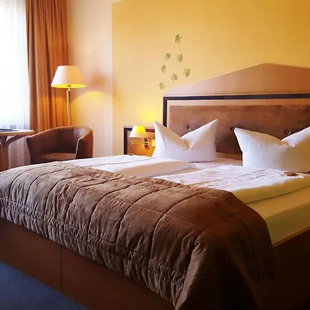 Zum Leineweber 4* Burg (Spreewald)