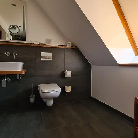 Zum Leineweber Отель 4*