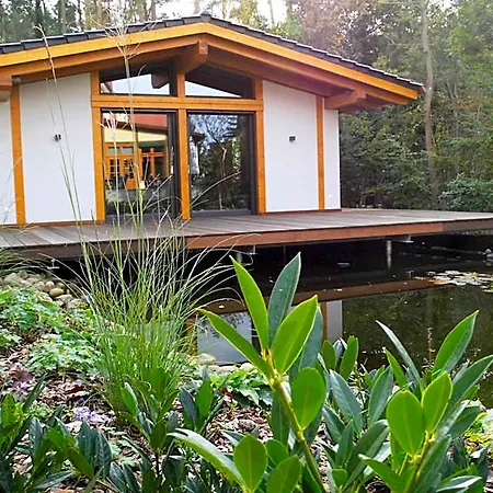 Zum Leineweber 4* Burg (Spreewald)