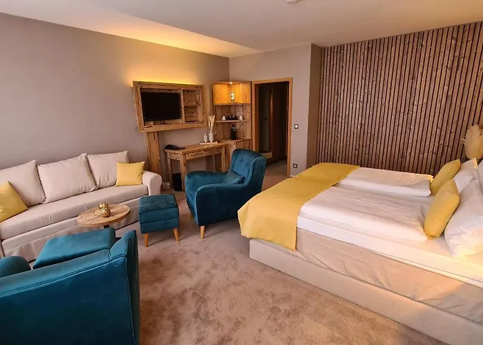 Zum Leineweber فندق