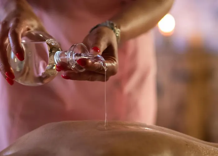 فندق Zum Leineweber 4*